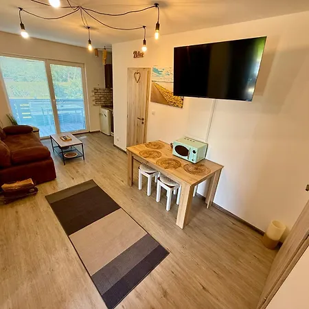 Apollo Sirava Apartament *